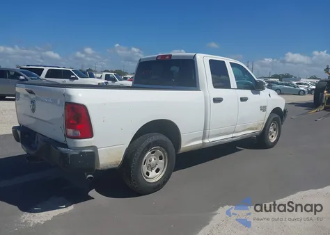 2020 Ram 1500 Classic Tradesman 4X4 6'4 Box z USA, uszkodzony, nr VIN 1C6RR7FG8LS150786